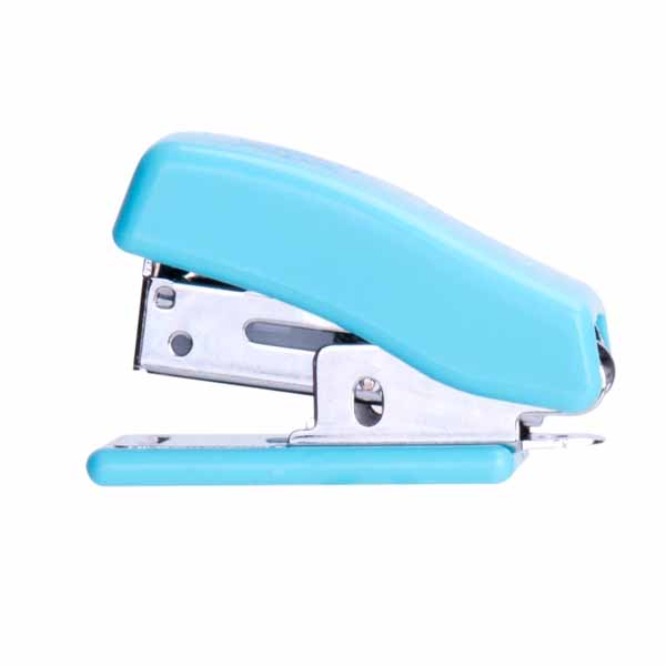 Deli-Mini-Stapler-Machine-0303